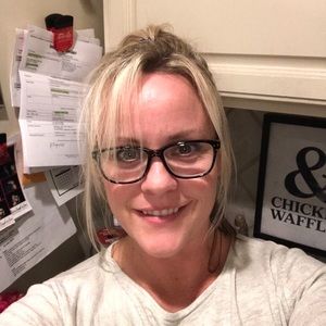 Meet your Posher, Kimberly